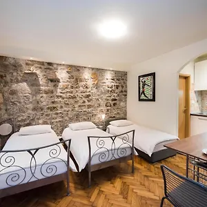 Diocletians Heart Apartamento